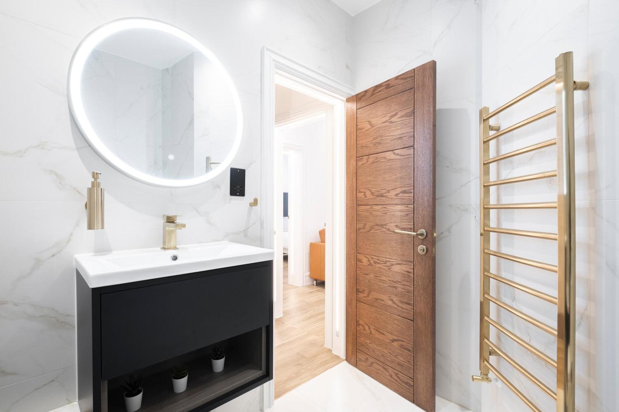 Luxury 2 Bedroom Apartment In Central Londra Exterior foto